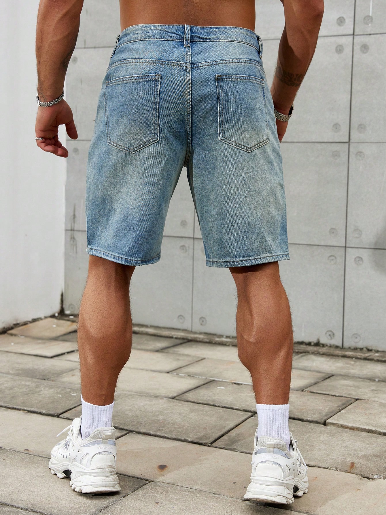 Short en jean déchiré pour hom - Streetwear Brand avis et prix
